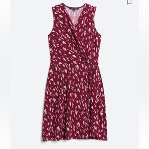 Kaileigh Seanna Faux Wrap Knit Dress Size LP. NWT